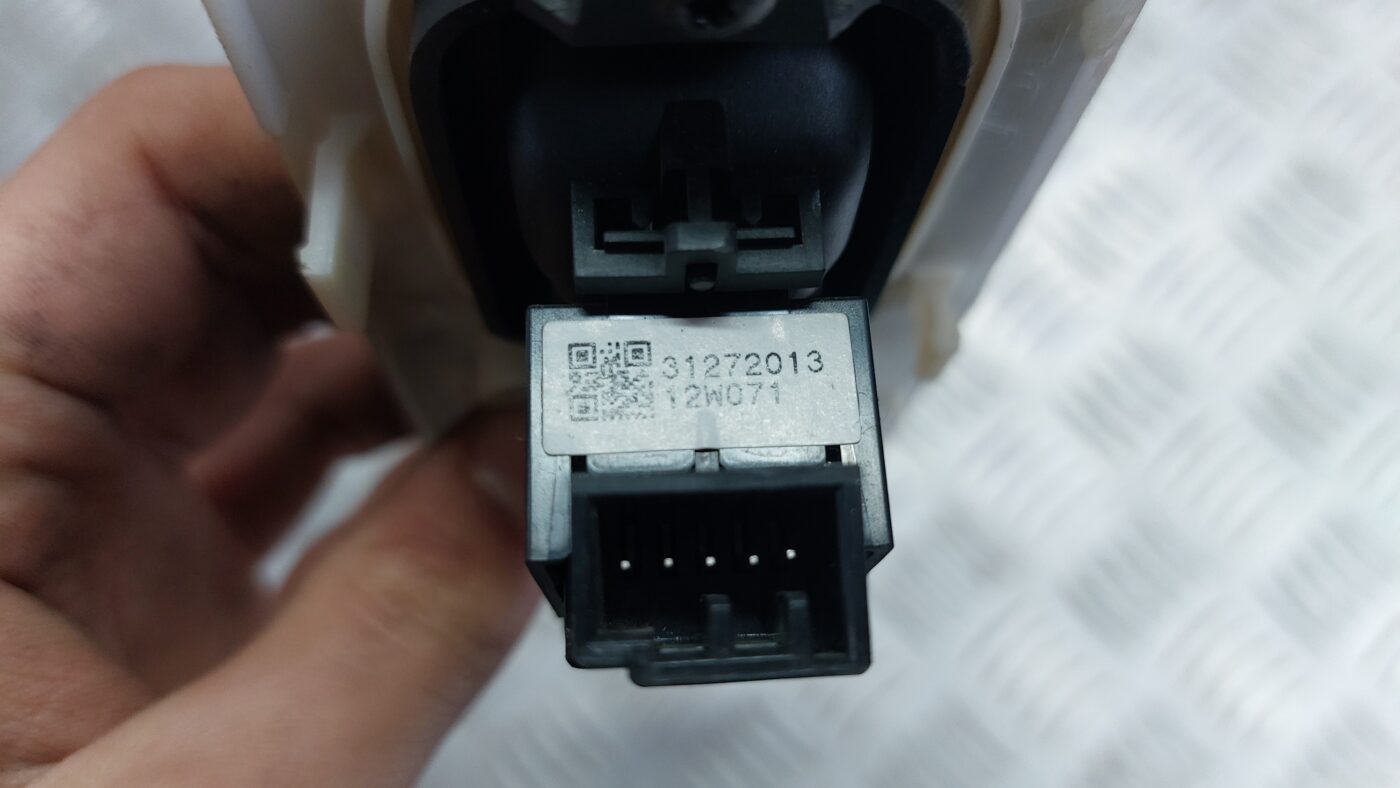 Pasažiera durvju slēdža pogas priekš VOLVO V60 2012 3 Pasažiera durvju slēdža pogas priekš VOLVO V60 2012