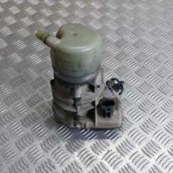 Hidrauliskais pastiprinātājs priekš VOLVO V60 2012