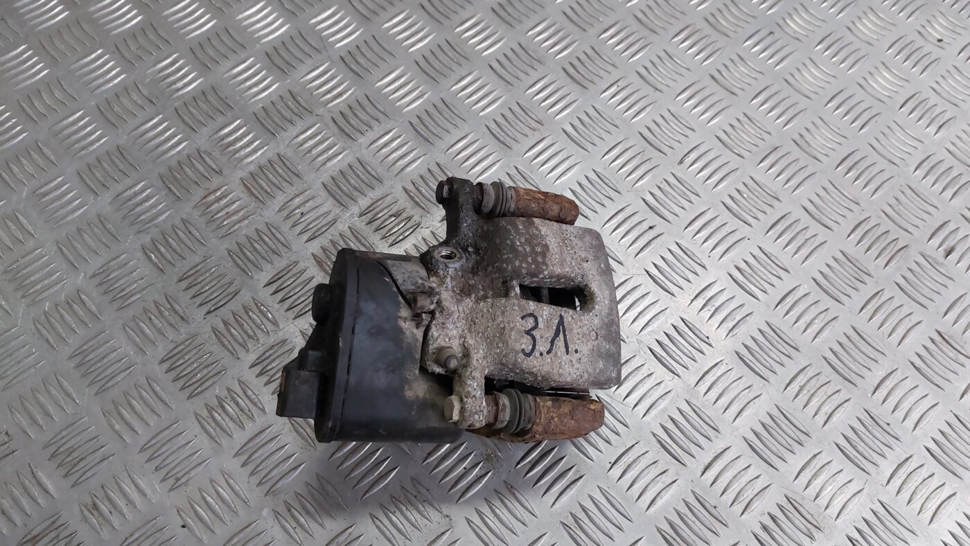 Aizmugurējais kreisais suports priekš VOLVO V60 2012 1 Aizmugurējais kreisais suports priekš VOLVO V60 2012