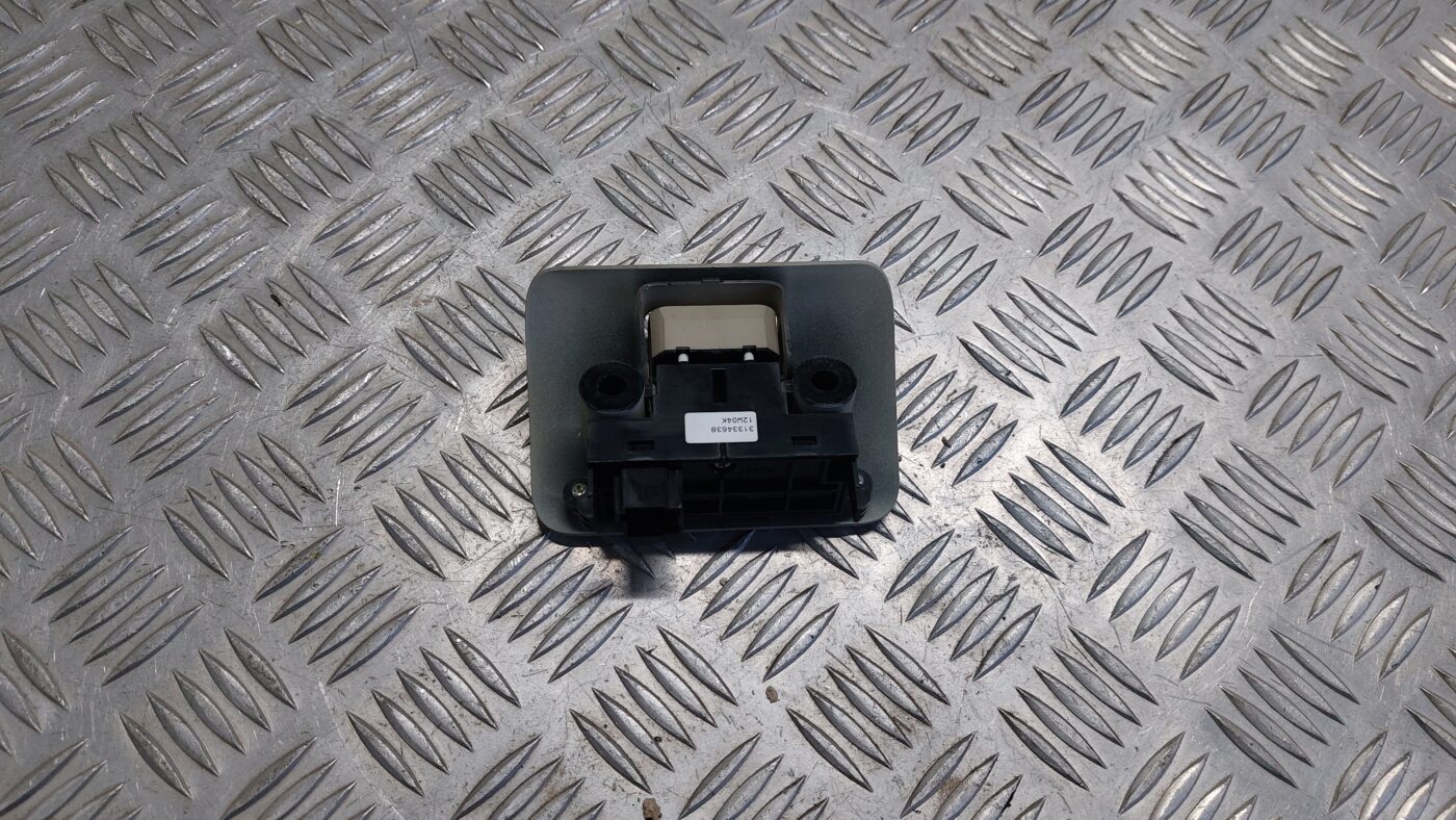 Stāvbremzes ieslēgšanas poga priekš VOLVO V60 2012 2 Stāvbremzes ieslēgšanas poga priekš VOLVO V60 2012