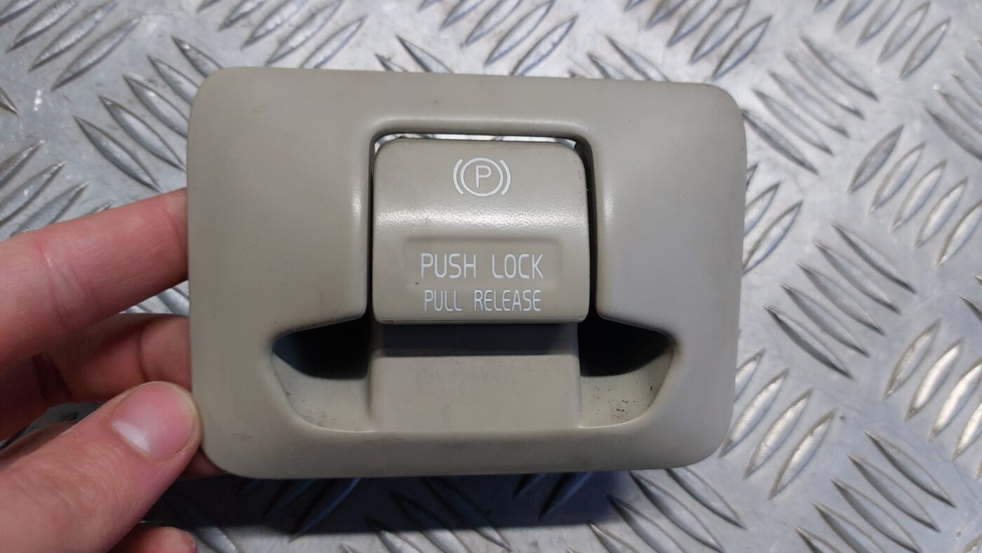 Stāvbremzes ieslēgšanas poga priekš VOLVO V60 2012 4 Stāvbremzes ieslēgšanas poga priekš VOLVO V60 2012