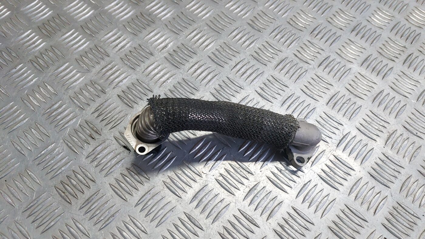 EGR caurule priekš VOLVO V60 2012 1 EGR caurule priekš VOLVO V60 2012