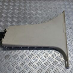 Vidējas salona statnes apdare priekš VOLVO V60 2012