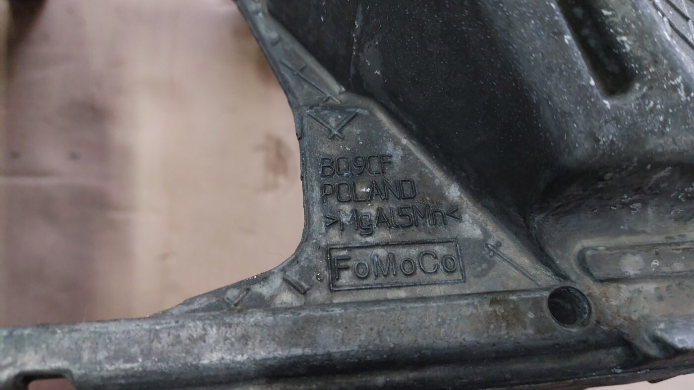 Mērinstrumentu paneļa pastiprinātājs priekš VOLVO V60 2012 3 Mērinstrumentu paneļa pastiprinātājs priekš VOLVO V60 2012