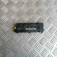 Antenas pastiprinātāja bloks priekš BMW 123 E87 2008 BLACK