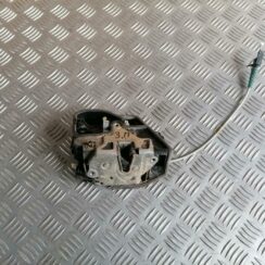 Aizmugurējo labo durvju slēdzene priekš BMW 123 E87 2008 BLACK