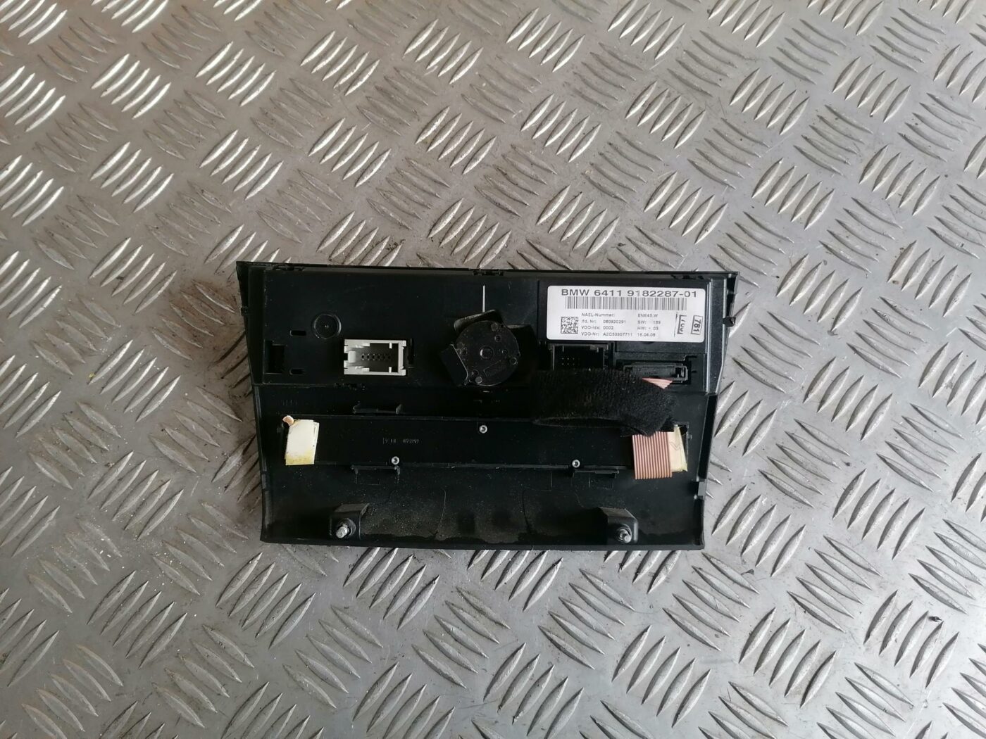 Klimata kontroles bloks priekš BMW 123 E87 2008 BLACK 2 Klimata kontroles bloks priekš BMW 123 E87 2008 BLACK