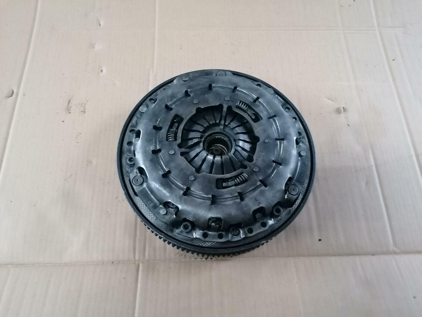 Sajūga komplekts priekš BMW 123 E87 2008 BLACK 1 Sajūga komplekts priekš BMW 123 E87 2008 BLACK