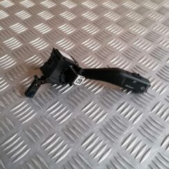 Stikla tīrītāja slēdzis priekš ŠKODA OCTAVIA 2006