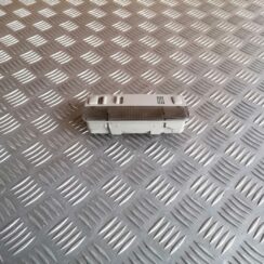 Priekšējo sēdvietu apgaismojums priekš ŠKODA OCTAVIA 2006