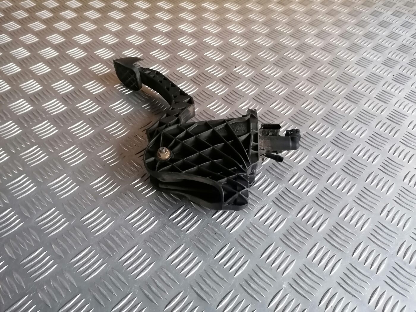 Sajūga pedālis priekš ŠKODA OCTAVIA 2006 5 Sajūga pedālis priekš ŠKODA OCTAVIA 2006