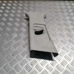 Vidējas salona statnes apdare priekš ŠKODA OCTAVIA 2006