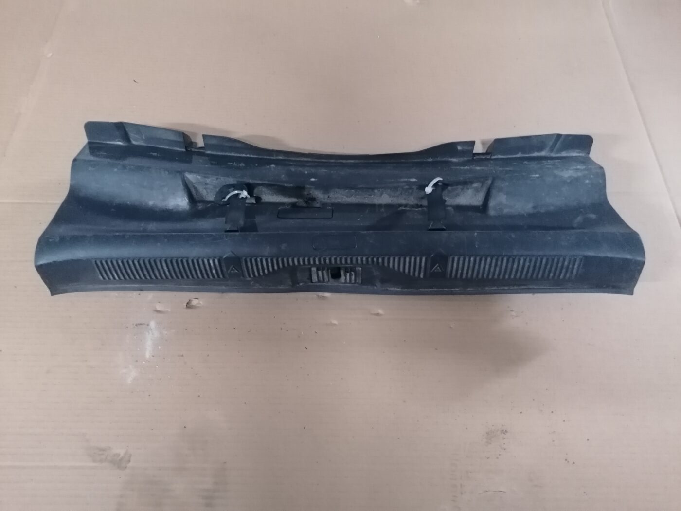 Bagažnieka nodalījuma sliekšņa uzlika priekš ŠKODA OCTAVIA 2006