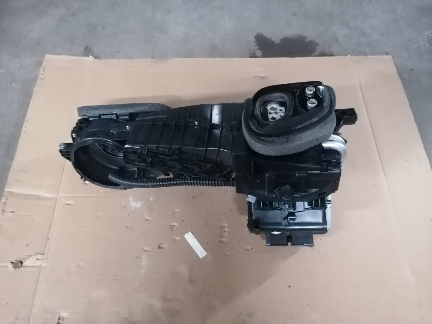 Salona sildītājs priekš ŠKODA OCTAVIA 2006