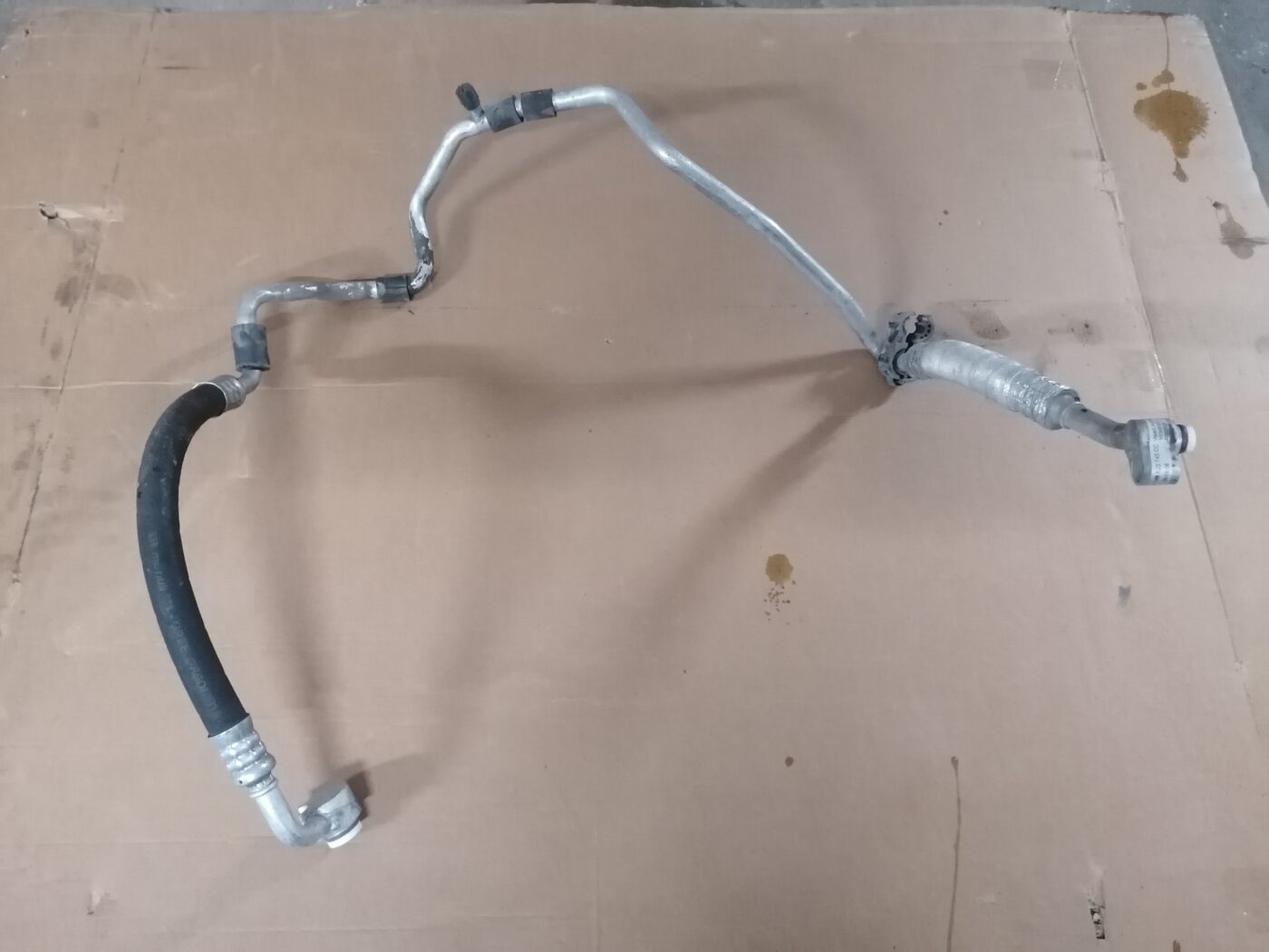 Gaisa kondicioniera galvenā caurule priekš ŠKODA OCTAVIA 2006