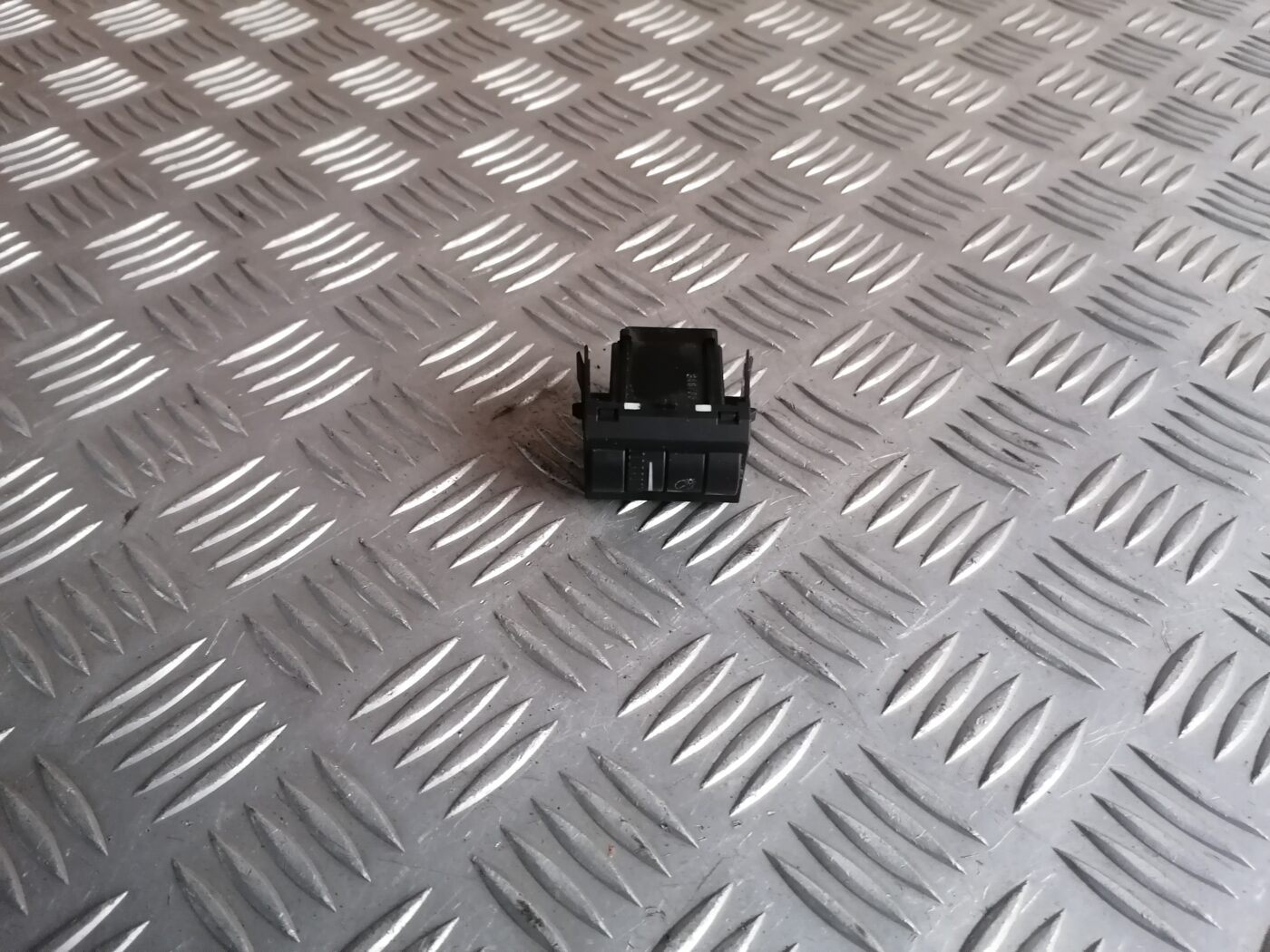 Gaismas spilgtuma regulēšanas poga priekš ŠKODA OCTAVIA 2006 1 Gaismas spilgtuma regulēšanas poga priekš ŠKODA OCTAVIA 2006