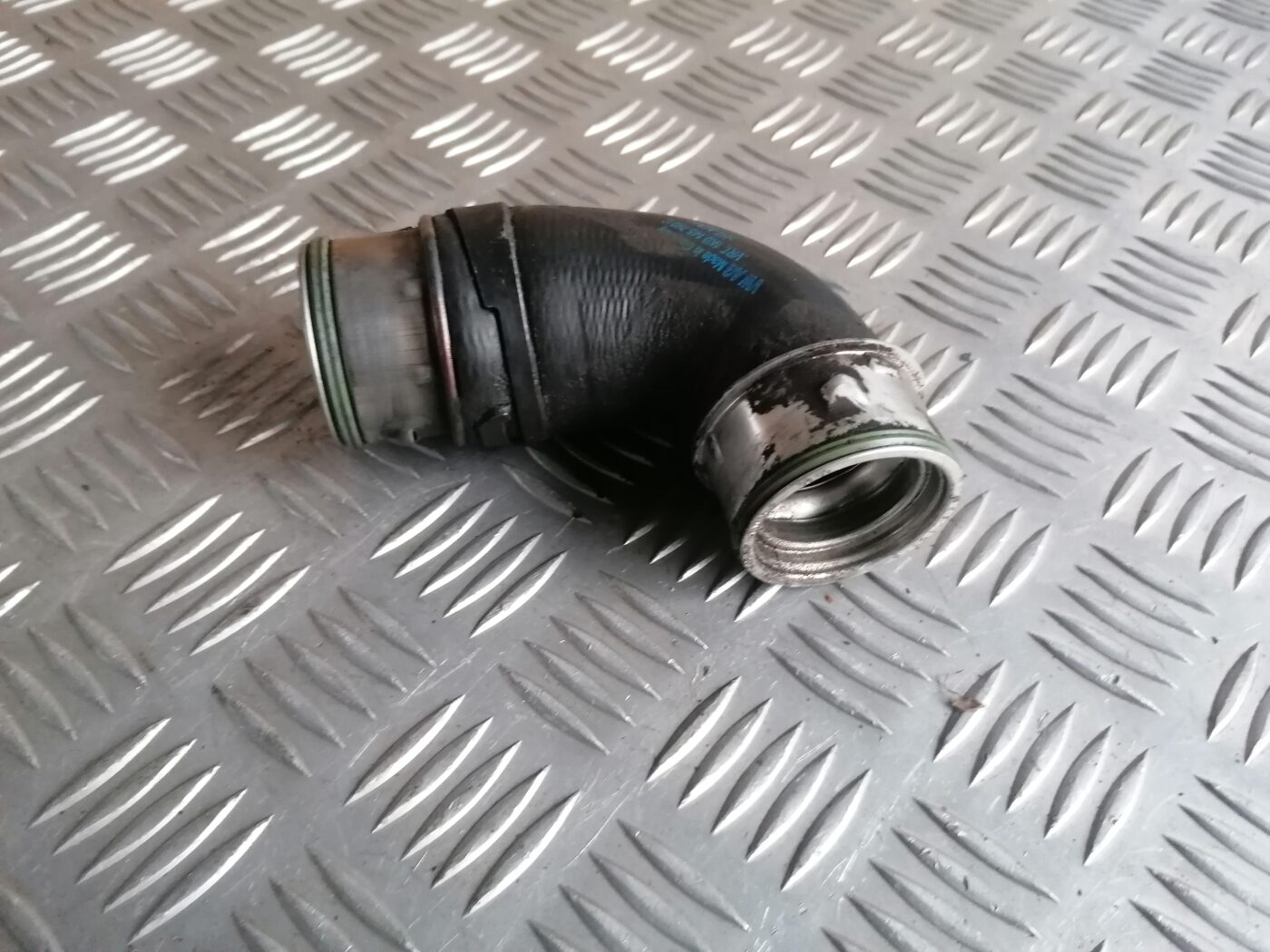 Interkulera caurule priekš ŠKODA OCTAVIA 2006