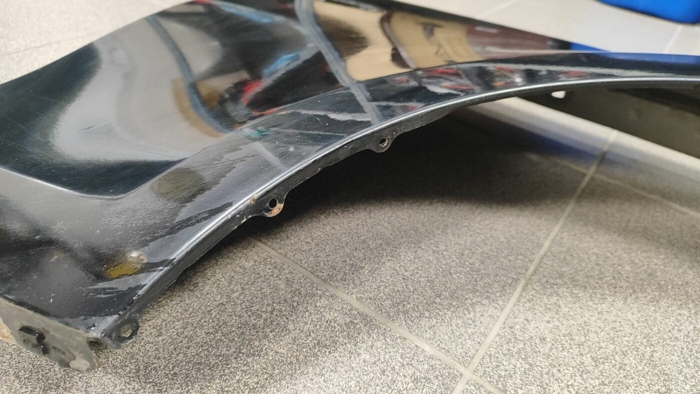 Priekšējais labais spārns priekš BMW 123 E87 2008 BLACK 5 Priekšējais labais spārns priekš BMW 123 E87 2008 BLACK