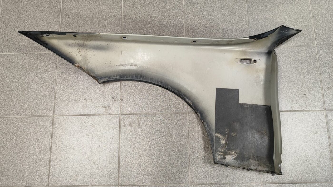 Priekšējais labais spārns priekš BMW 123 E87 2008 BLACK 10 Priekšējais labais spārns priekš BMW 123 E87 2008 BLACK