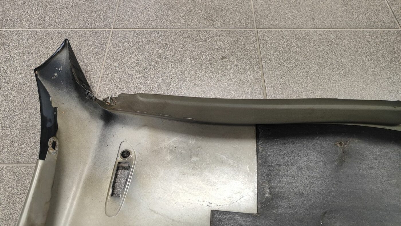 Priekšējais labais spārns priekš BMW 123 E87 2008 BLACK 13 Priekšējais labais spārns priekš BMW 123 E87 2008 BLACK