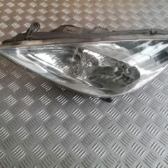 Priekšējais kreisais lukturis priekš PEUGEOT 607 2010