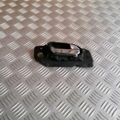 Salona durvju rokturis, priekšējais labais priekš PEUGEOT 607 2010