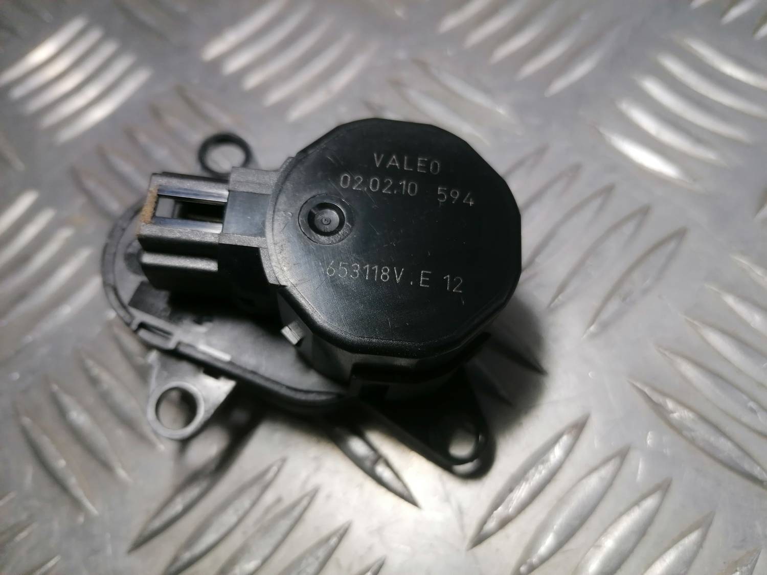 Apsildes sistēmas aktuators priekš PEUGEOT 607 2010