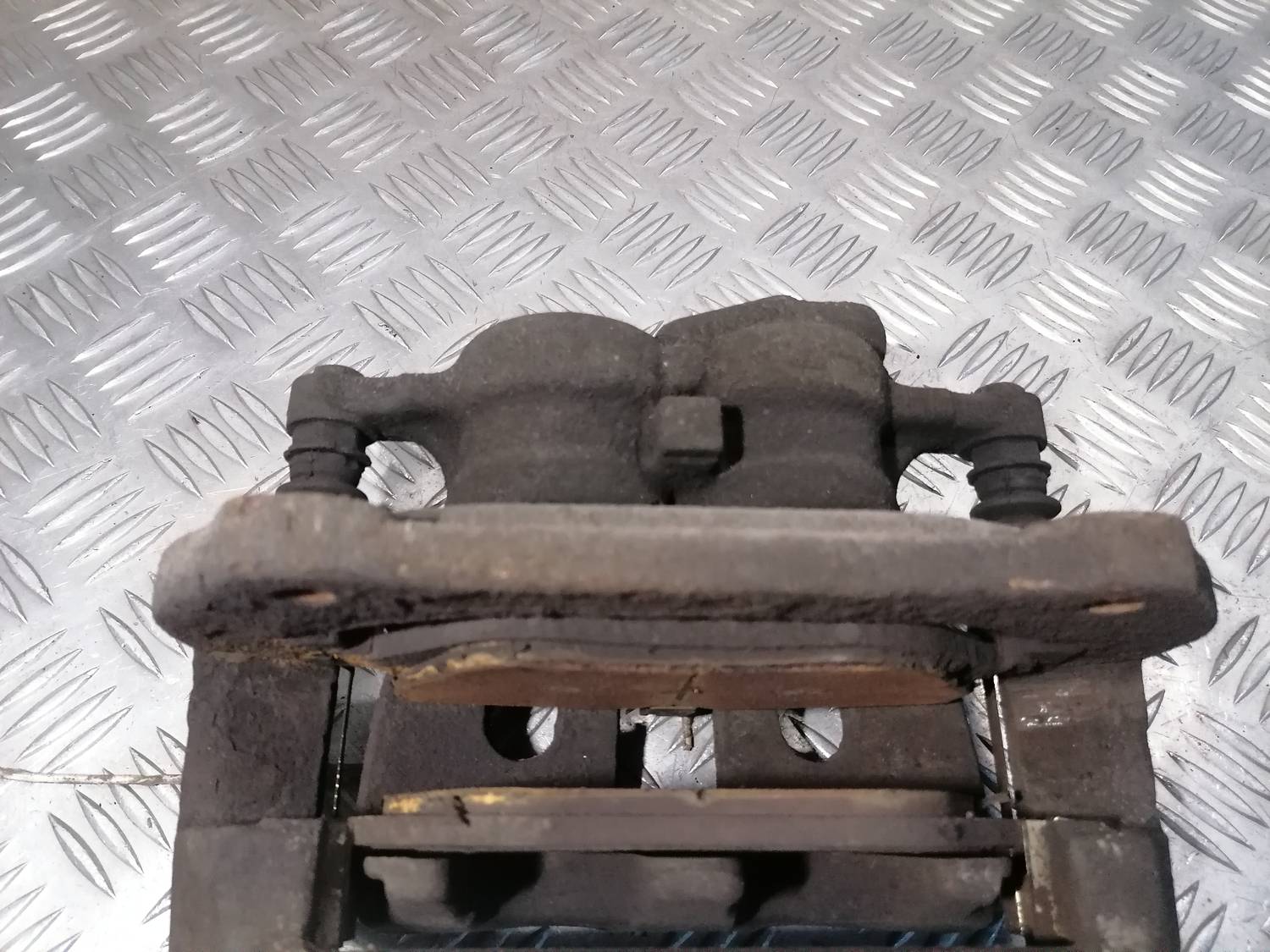 Priekšējais labais suports priekš PEUGEOT 607 2010