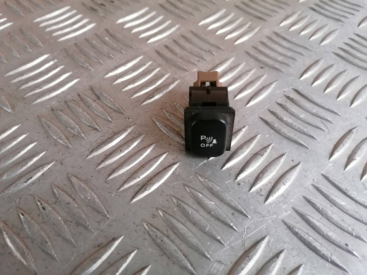 Parkošanās devēju poga priekš PEUGEOT 607 2010 1 Parkošanās devēju poga priekš PEUGEOT 607 2010