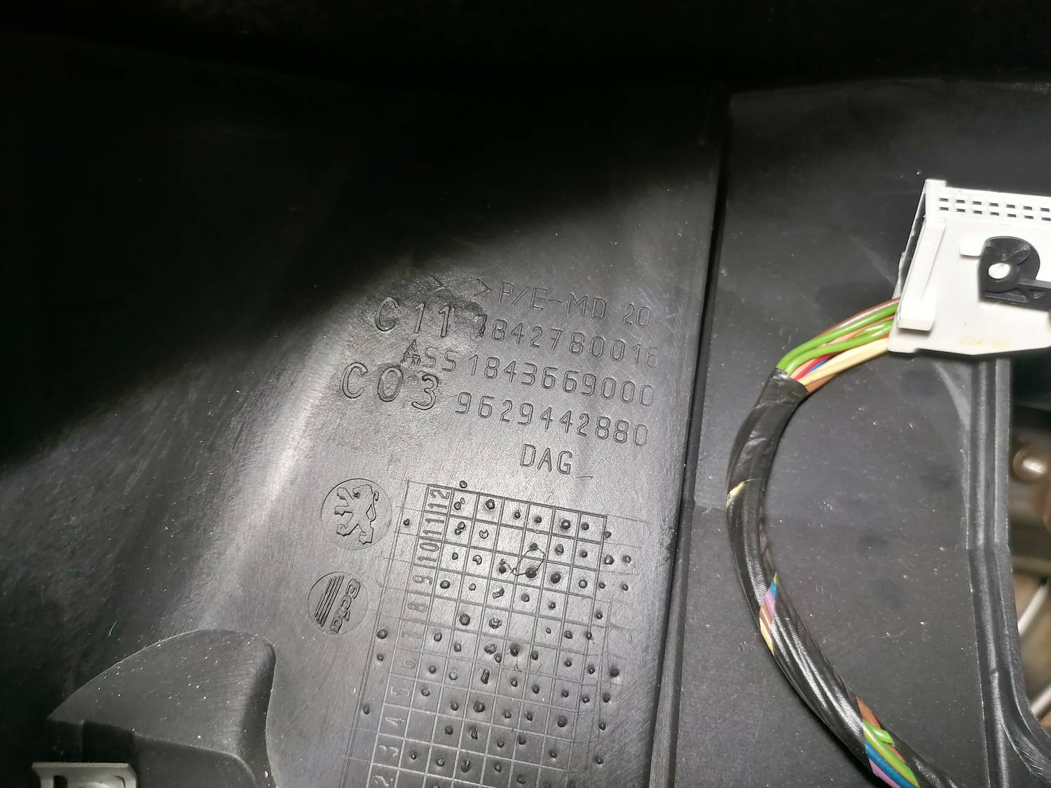 Mērinstrumentu panelis priekš PEUGEOT 607 2010 7 Mērinstrumentu panelis priekš PEUGEOT 607 2010