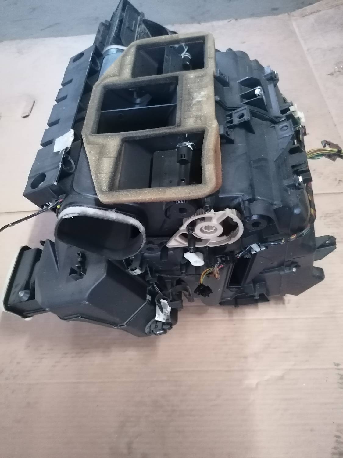 Salona sildītājs priekš PEUGEOT 607 2010 2 Salona sildītājs priekš PEUGEOT 607 2010