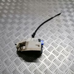 Priekšējo labo durvju slēdzene priekš VW PHAETON 2003