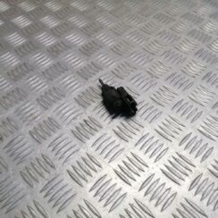 Bremžu signāla slēdzis priekš VW PHAETON 2003