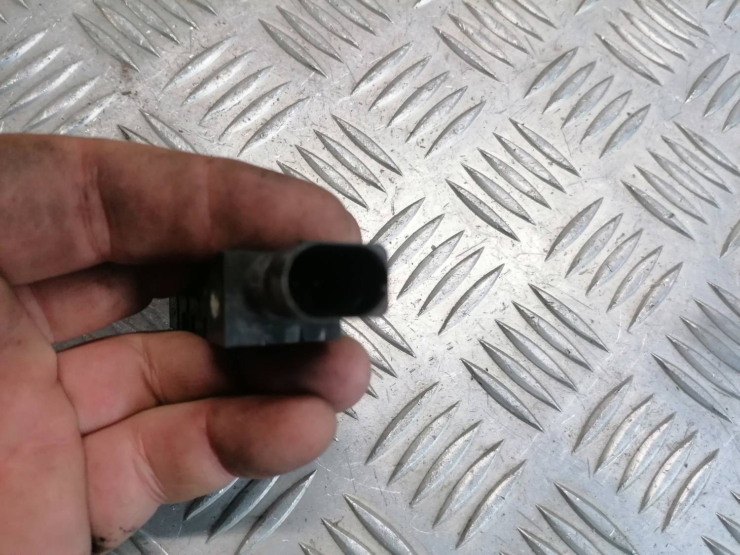 Numura zīmes apgaismojums priekš VW PHAETON 2003