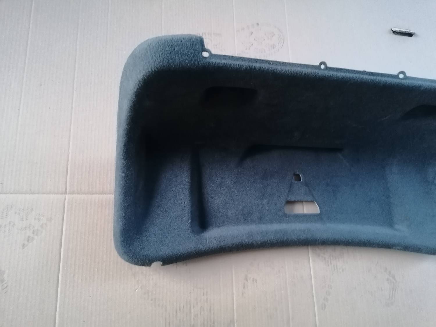 Bagāžnieka vāka liela apdare priekš VW PHAETON 2003 2 Bagāžnieka vāka liela apdare priekš VW PHAETON 2003