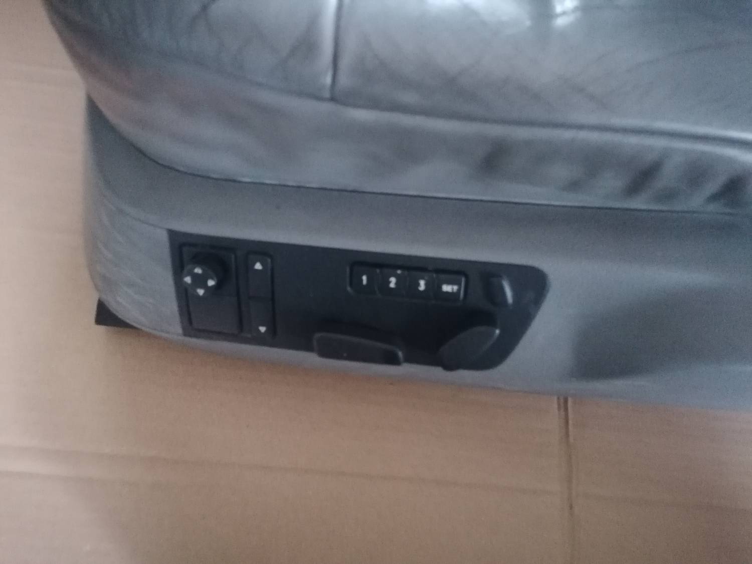 Sēdekļu komplekts priekš VW PHAETON 2003 14 Sēdekļu komplekts priekš VW PHAETON 2003