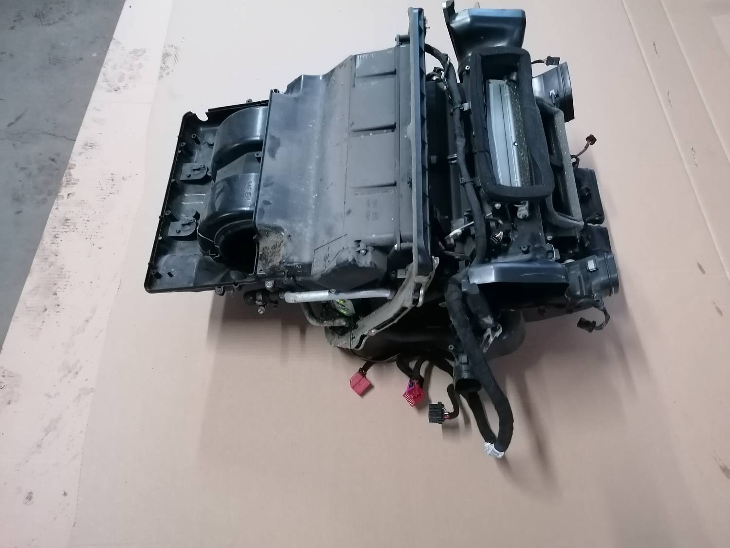 Salona sildītājs priekš VW PHAETON 2003 3 Salona sildītājs priekš VW PHAETON 2003