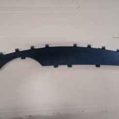 Vējstikla ventilācijas režģis (salonā) priekš VW PHAETON 2003