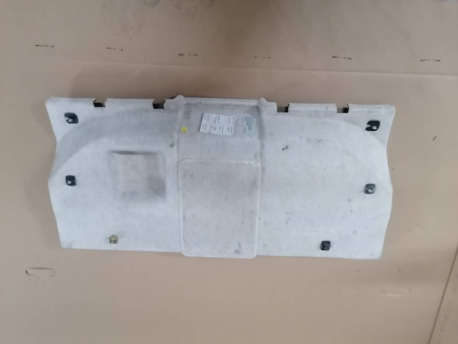 Bagāžnieka nodalījuma skaņas izolācija priekš VW PHAETON 2003