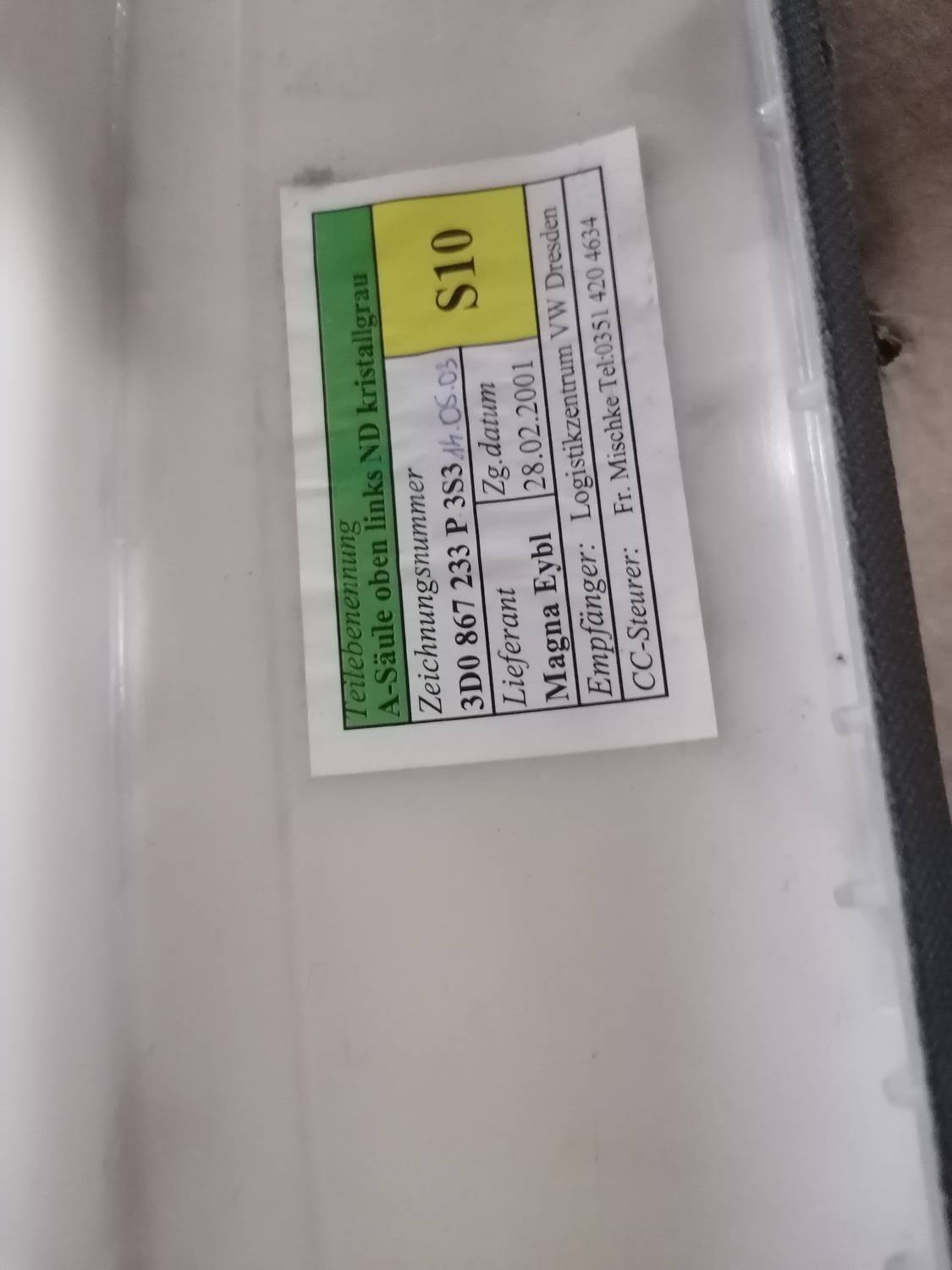 Priekšējas salona statnes apdare priekš VW PHAETON 2003 4 Priekšējas salona statnes apdare priekš VW PHAETON 2003