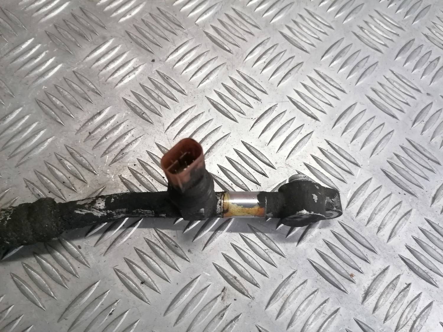 Gaisa kondicioniera caurule priekš VW PHAETON 2003