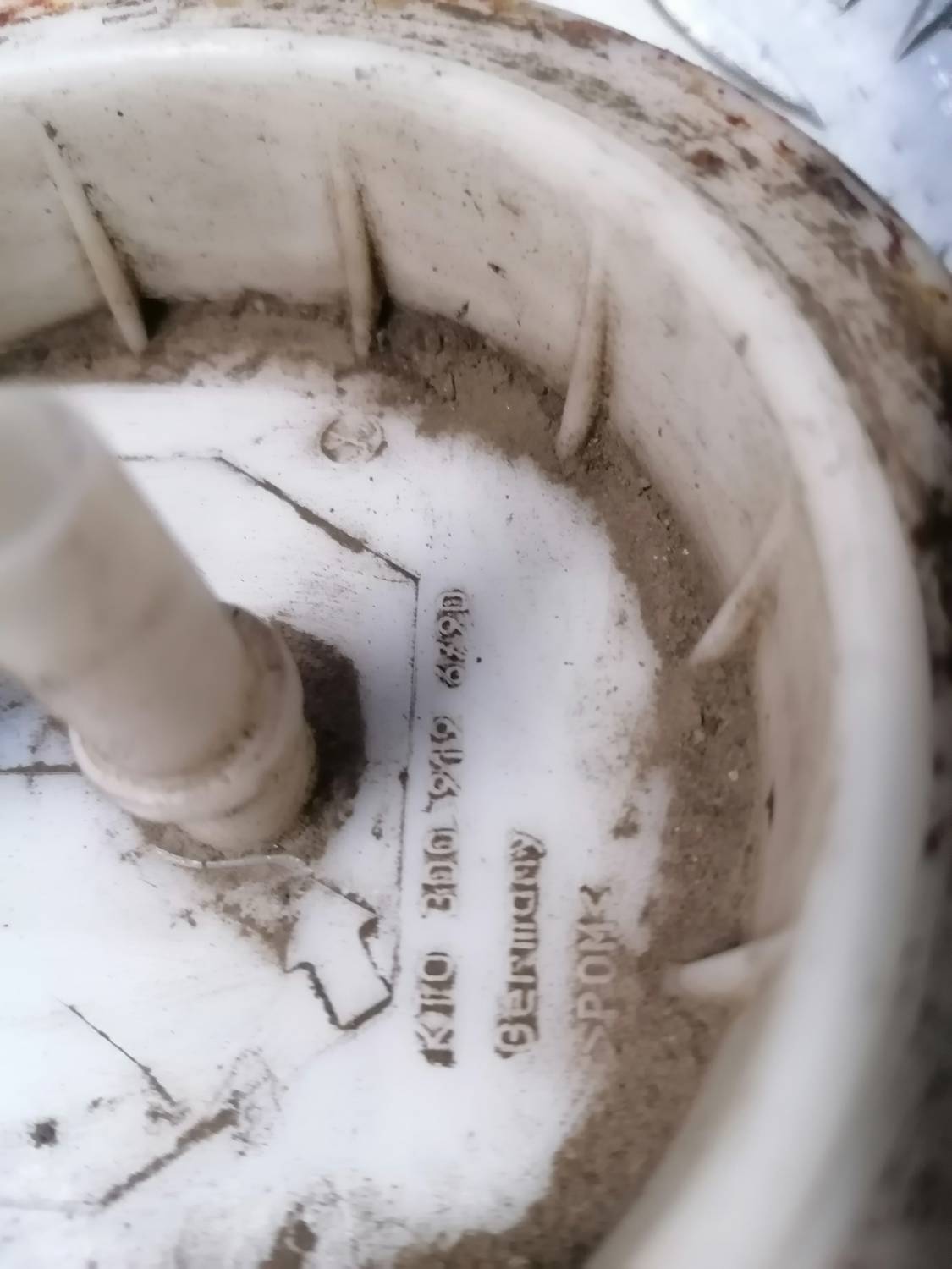 Degvielas tvertnes sūkņa līmeņa devējs priekš VW PHAETON 2003 3 Degvielas tvertnes sūkņa līmeņa devējs priekš VW PHAETON 2003