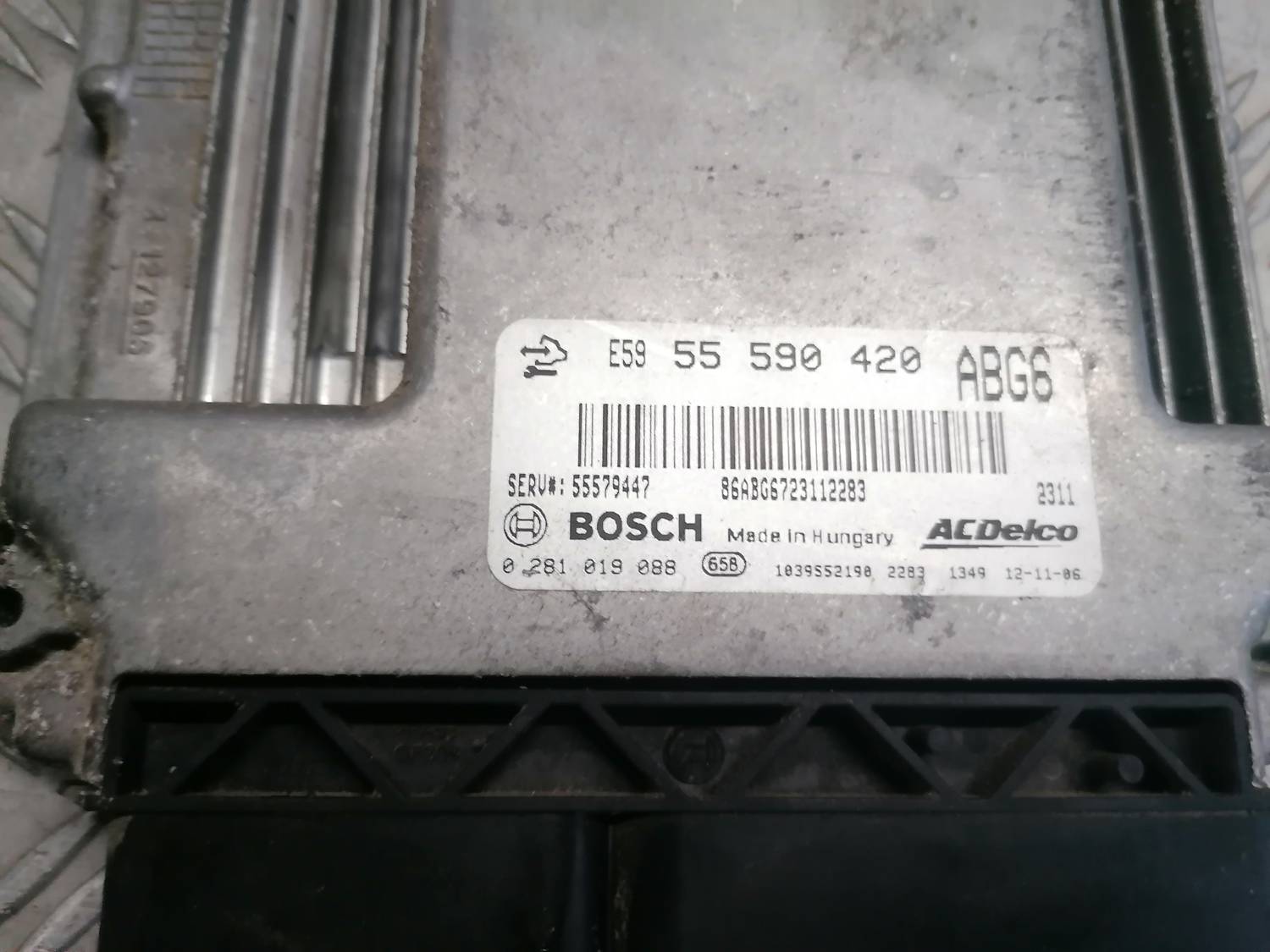 Dzinēja vadības bloks priekš OPEL INSIGNIA SPORTS TOURER 2013 6 Dzinēja vadības bloks priekš OPEL INSIGNIA SPORTS TOURER 2013