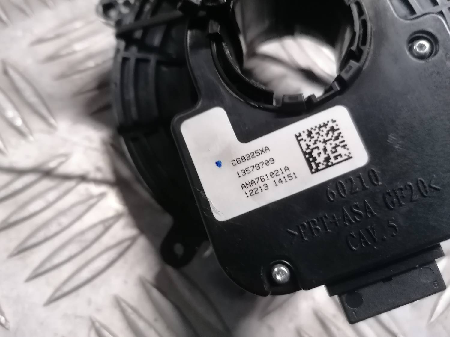 Drošības spilvena slīdgredzens priekš OPEL INSIGNIA SPORTS TOURER 2013