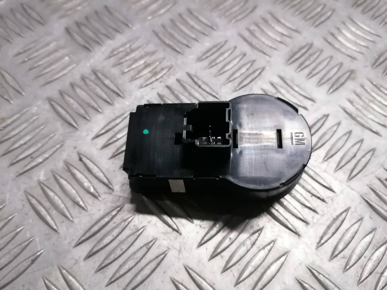 Gaismas slēdzis priekš OPEL INSIGNIA SPORTS TOURER 2013 4 Gaismas slēdzis priekš OPEL INSIGNIA SPORTS TOURER 2013