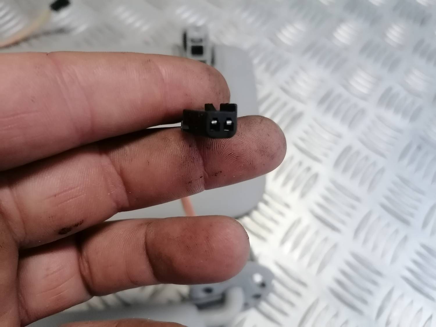 Saules aizsargs priekš OPEL INSIGNIA SPORTS TOURER 2013