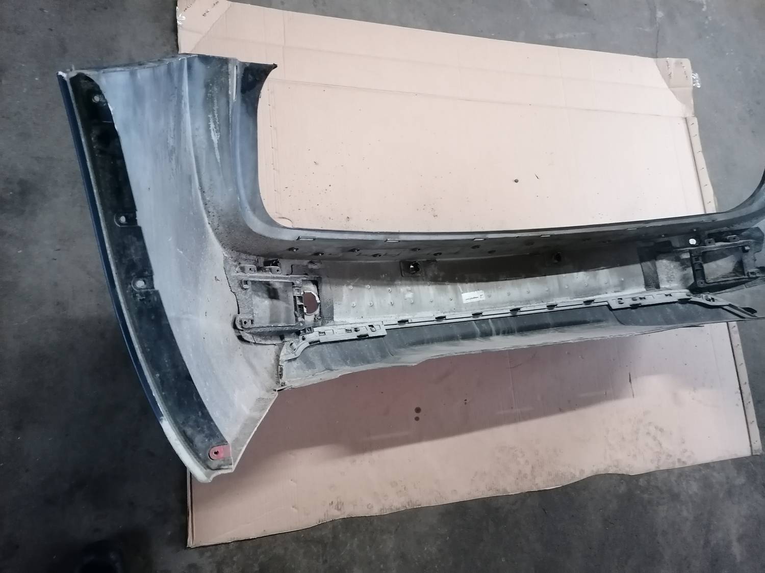 Aizmugures buferis priekš OPEL INSIGNIA SPORTS TOURER 2013