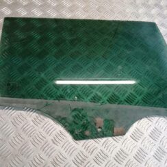 Aizmugurējo labo durvju stikls priekš OPEL INSIGNIA SPORTS TOURER 2013