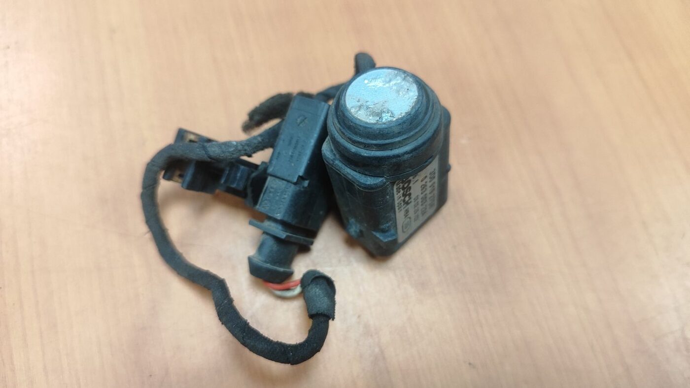 Parkošanās devējs priekš VW PHAETON 2003 2 Parkošanās devējs priekš VW PHAETON 2003