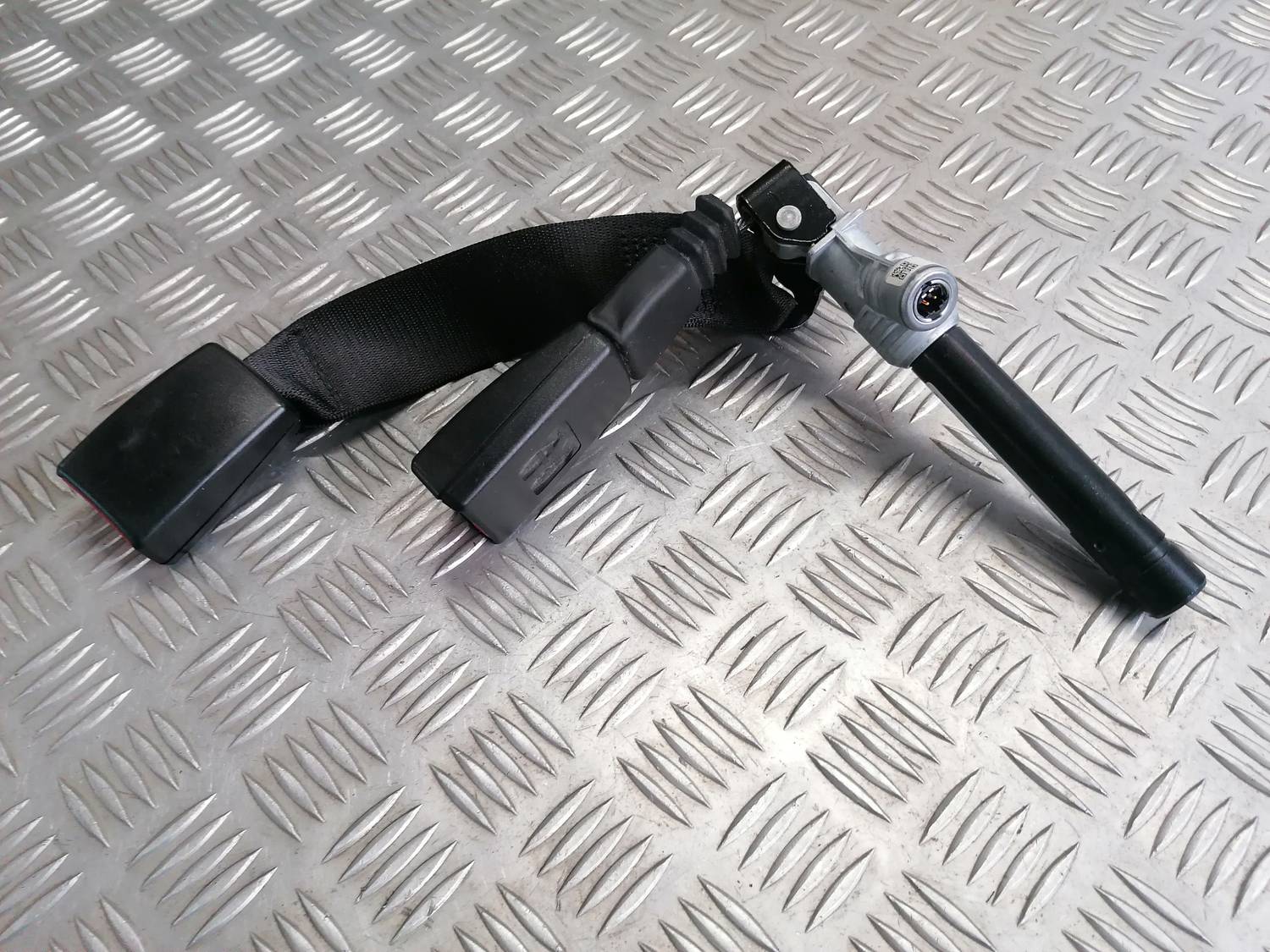 Aizmugurējā dubultā drošības jostas sprādze priekš BMW 318D E91 2008 TOURING